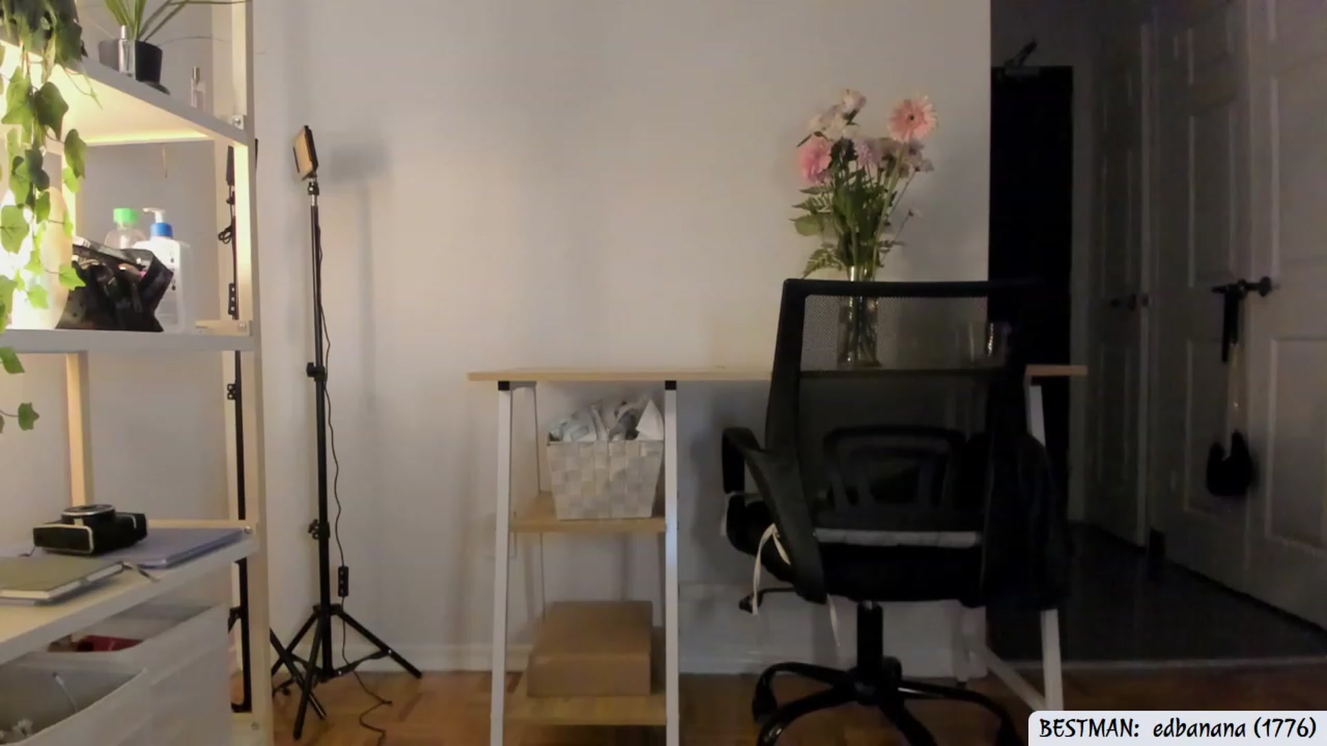 Gallery image thumbnail from Issa_7's myfreecams stream on, 07/08/2023, 02:01 image 10 of 20