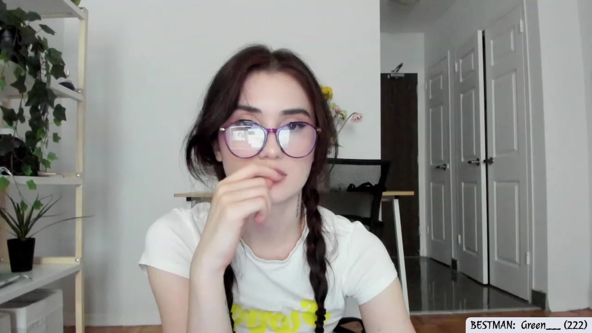 Gallery image thumbnail from Issa_7's myfreecams stream on, 07/12/2023, 23:51 image 17 of 20