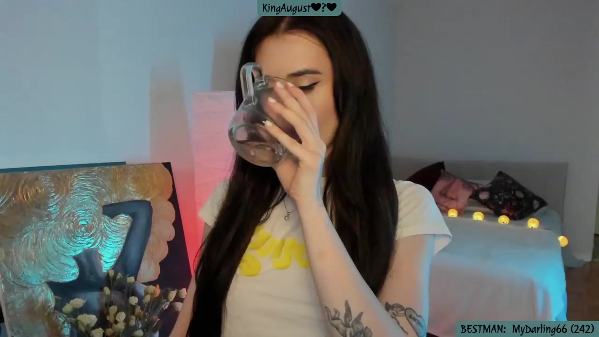 Gallery image thumbnail from Issa_7's myfreecams stream on, 08/04/2023, 23:17 image 2 of 20