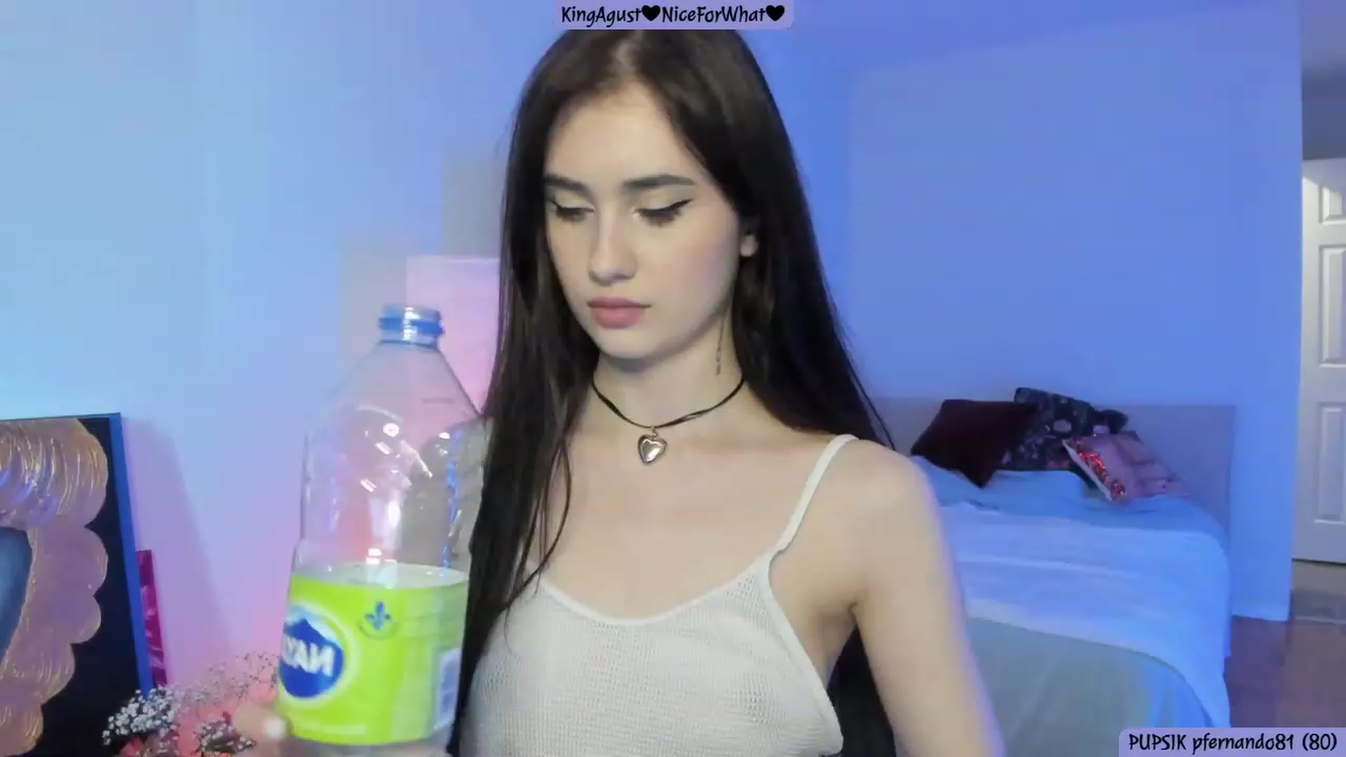 Gallery image thumbnail from Issa_7's myfreecams stream on, 08/10/2023, 21:06 image 15 of 20