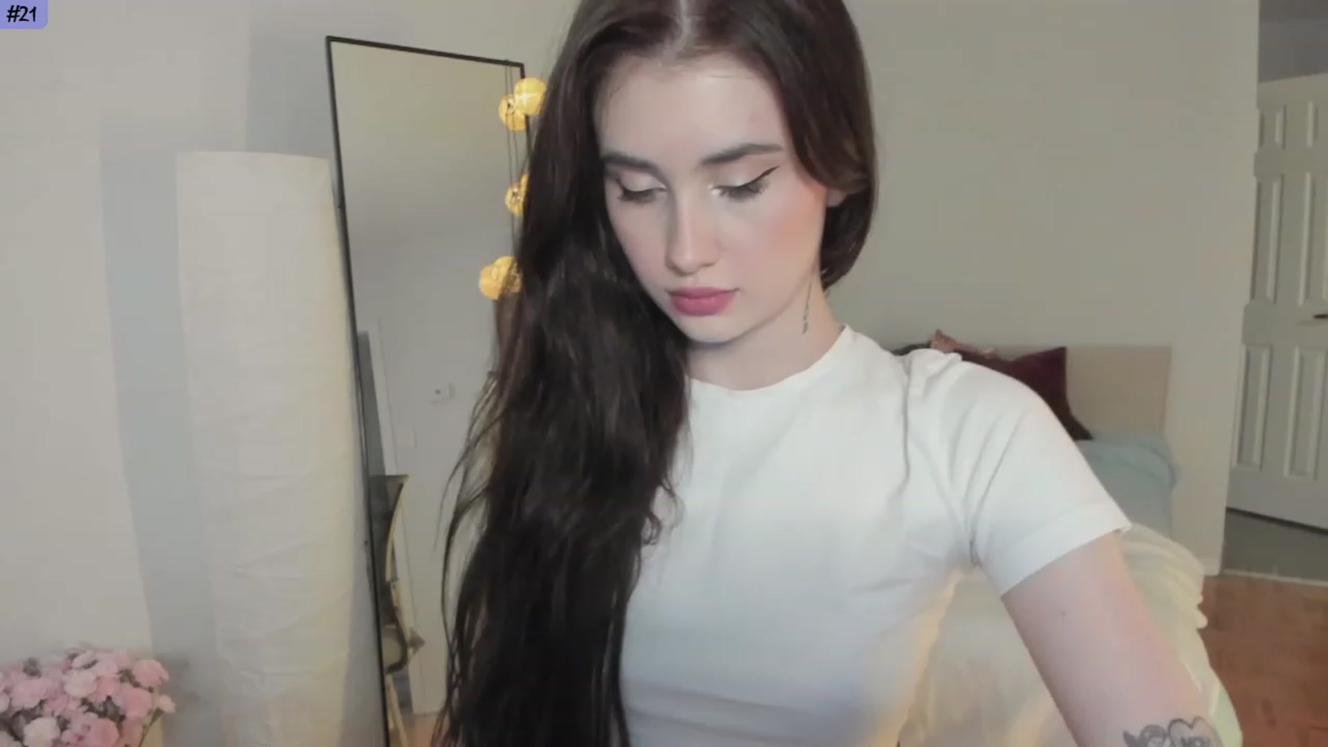 Gallery image thumbnail from Issa_7's myfreecams stream on, 08/16/2023, 23:14 image 1 of 20