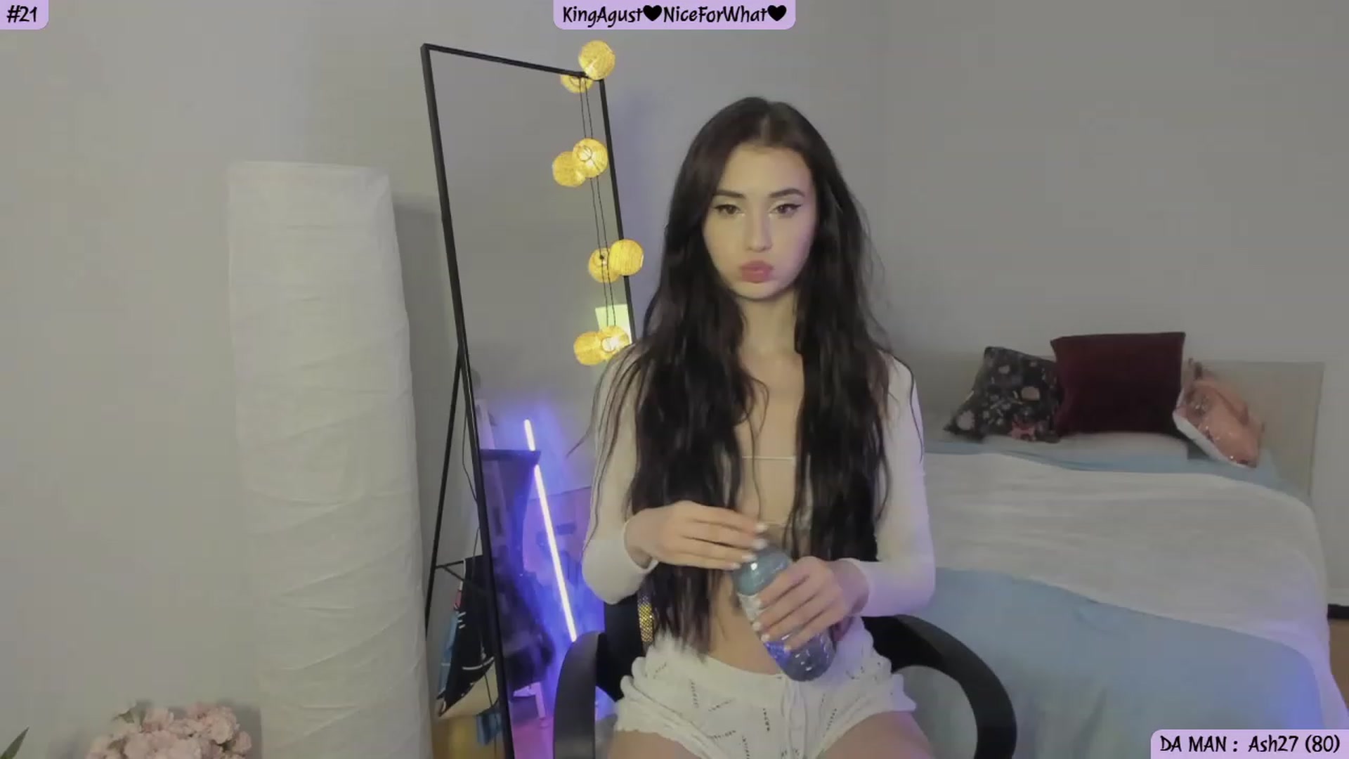Gallery image thumbnail from Issa_7's myfreecams stream on, 08/18/2023, 20:47 image 14 of 20