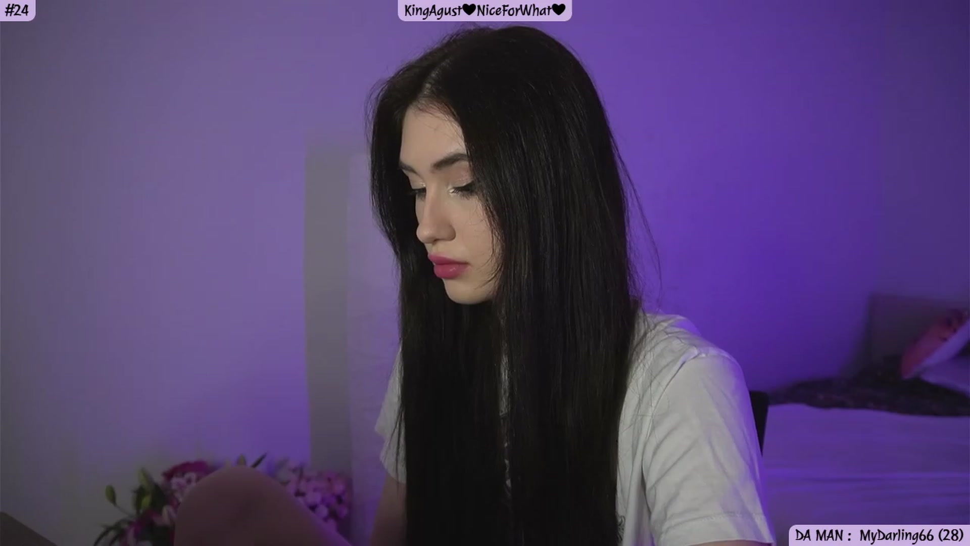 Gallery image thumbnail from Issa_7's myfreecams stream on, 08/20/2023, 20:17 image 12 of 20