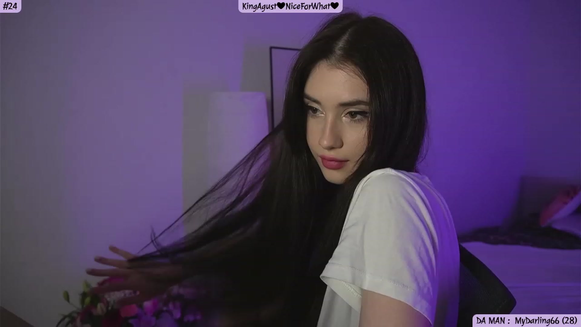 Gallery image thumbnail from Issa_7's myfreecams stream on, 08/20/2023, 20:17 image 18 of 20