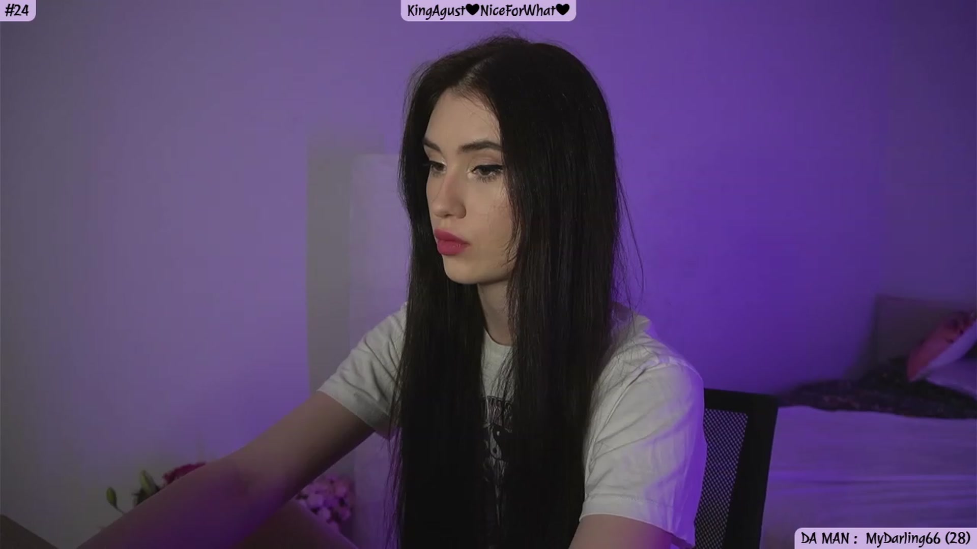 Gallery image thumbnail from Issa_7's myfreecams stream on, 08/20/2023, 20:17 image 11 of 20