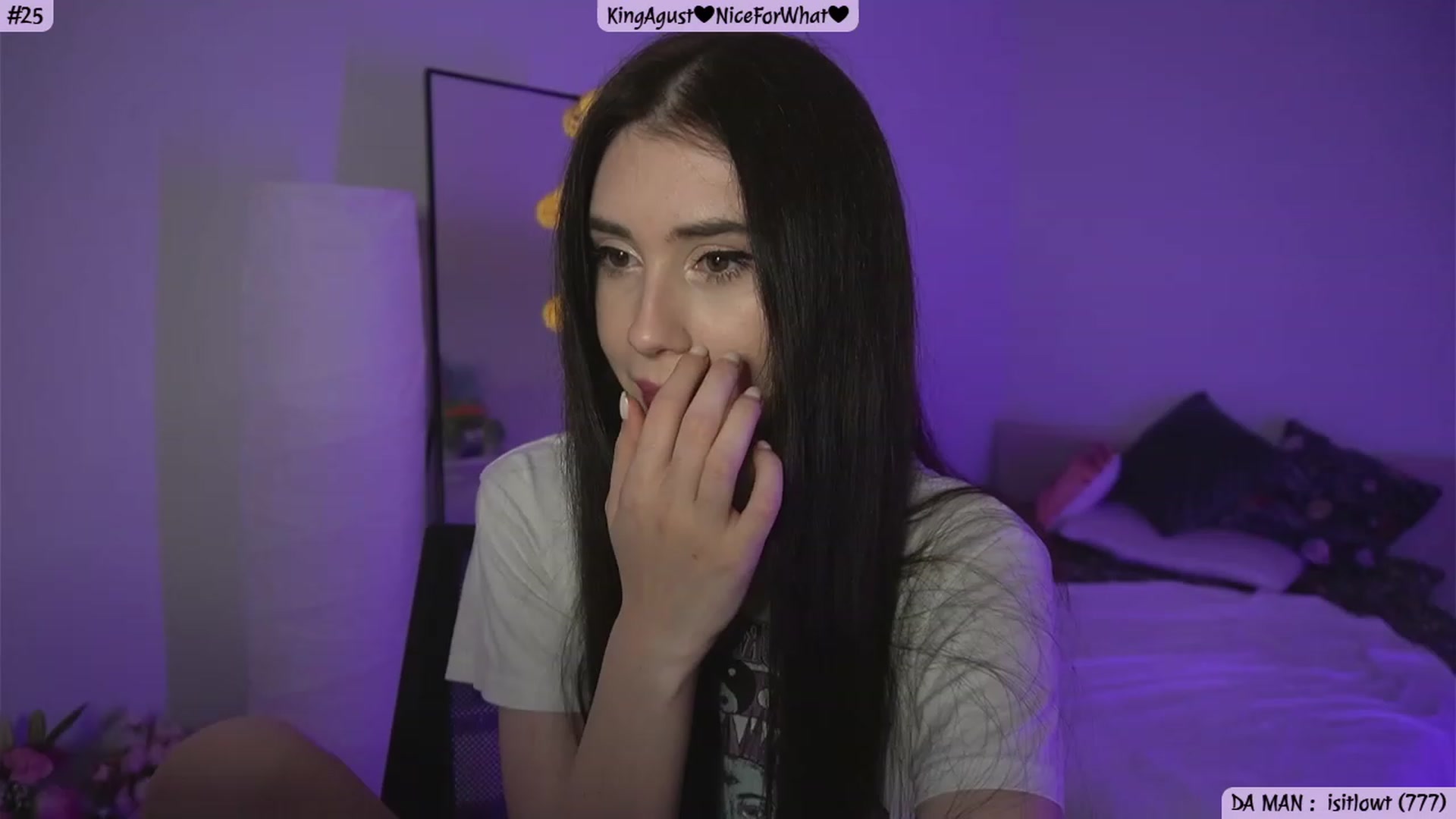 Gallery image thumbnail from Issa_7's myfreecams stream on, 08/20/2023, 21:53 image 8 of 20