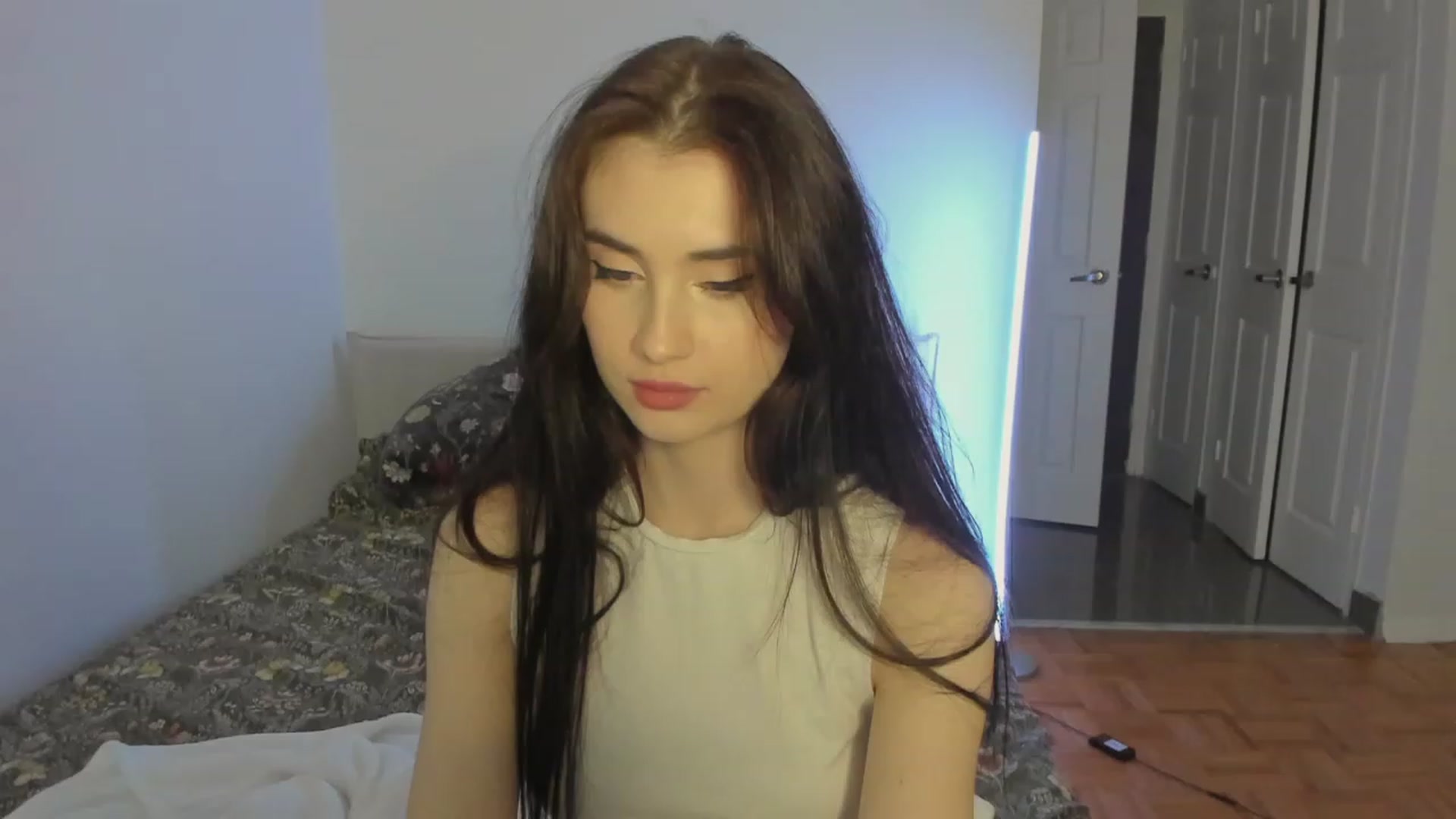Gallery image thumbnail from Issa_7's myfreecams stream on, 08/27/2023, 23:09 image 7 of 20