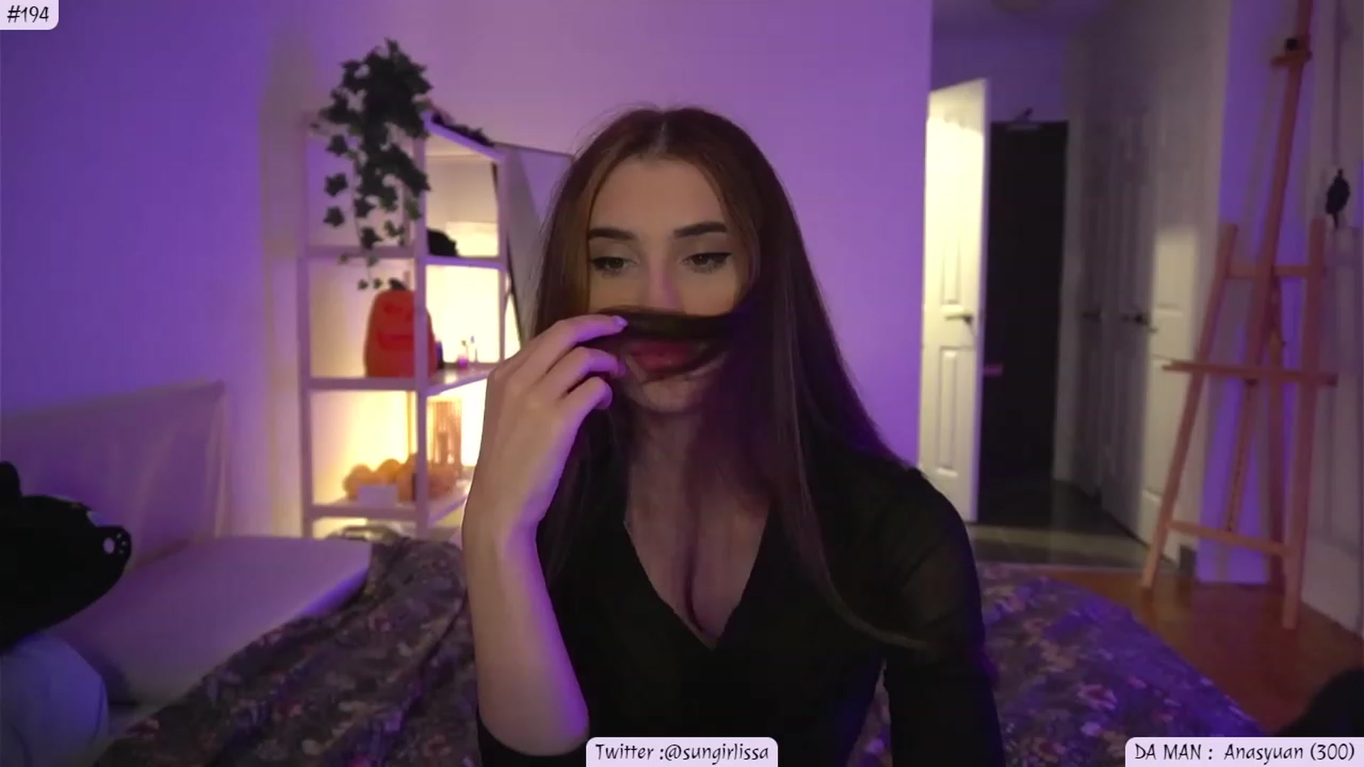 Gallery image thumbnail from Issa_7's myfreecams stream on, 10/16/2023, 24:57 image 1 of 20