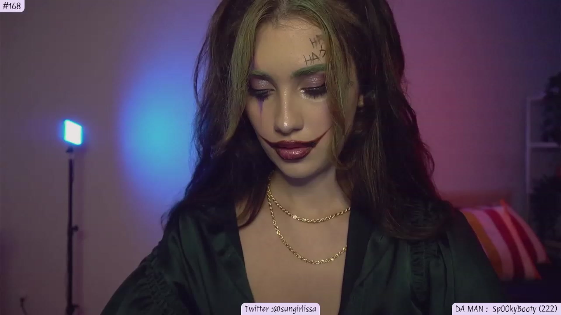 Gallery image thumbnail from Issa_7's myfreecams stream on, 10/27/2023, 23:09 image 12 of 20