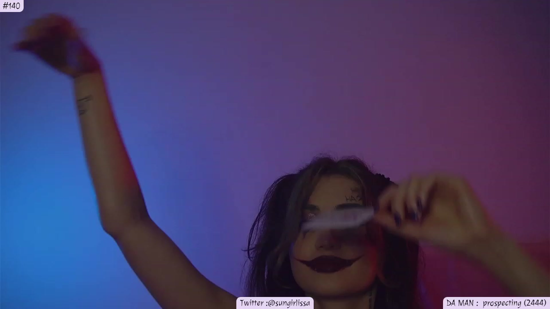 Gallery image thumbnail from Issa_7's myfreecams stream on, 10/28/2023, 01:21 image 19 of 20