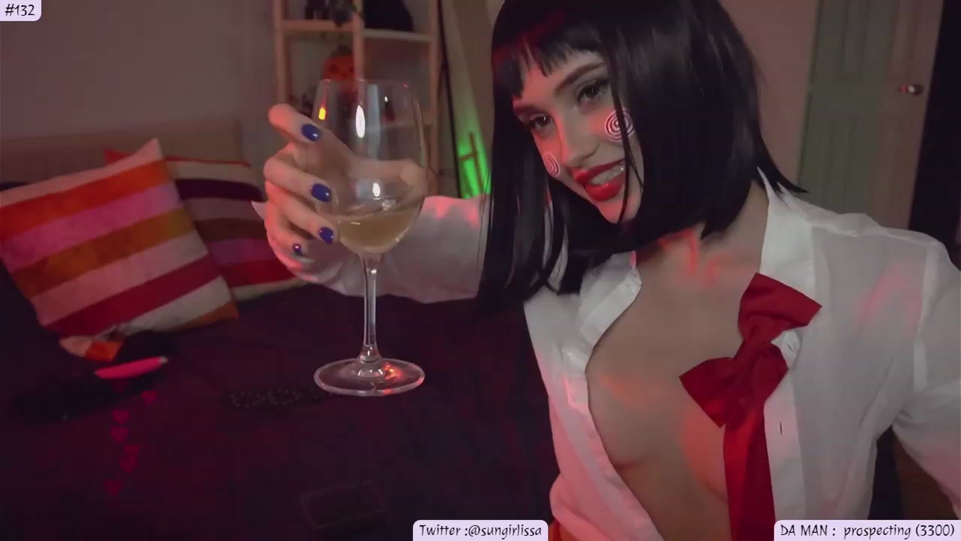 Gallery image thumbnail from Issa_7's myfreecams stream on, 10/29/2023, 01:31 image 5 of 20