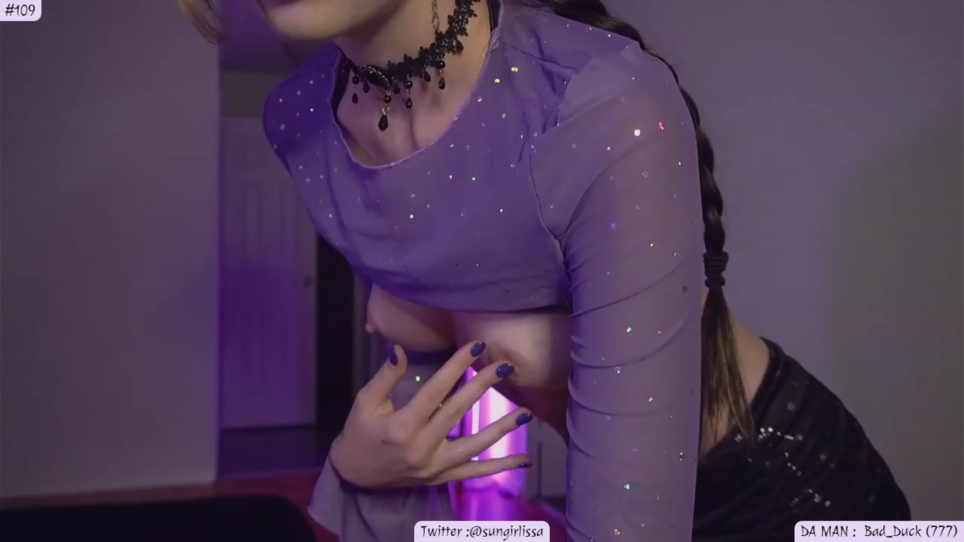 Gallery image thumbnail from Issa_7's myfreecams stream on, 10/29/2023, 21:15 image 15 of 20