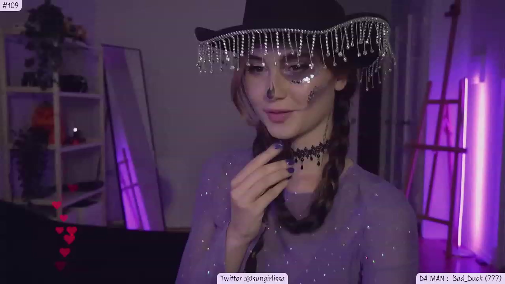 Gallery image thumbnail from Issa_7's myfreecams stream on, 10/29/2023, 21:15 image 8 of 20