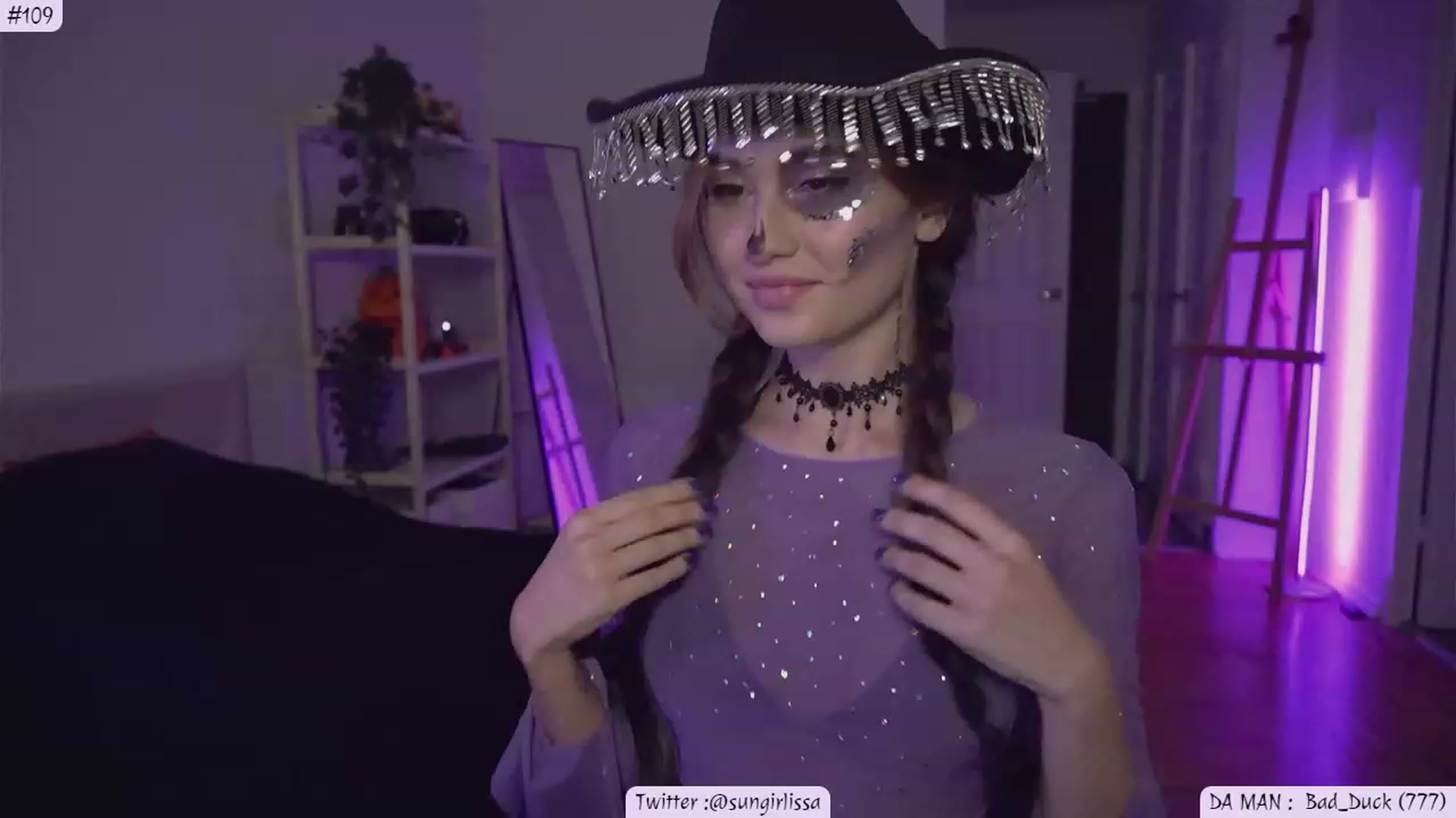 Gallery image thumbnail from Issa_7's myfreecams stream on, 10/29/2023, 21:15 image 12 of 20