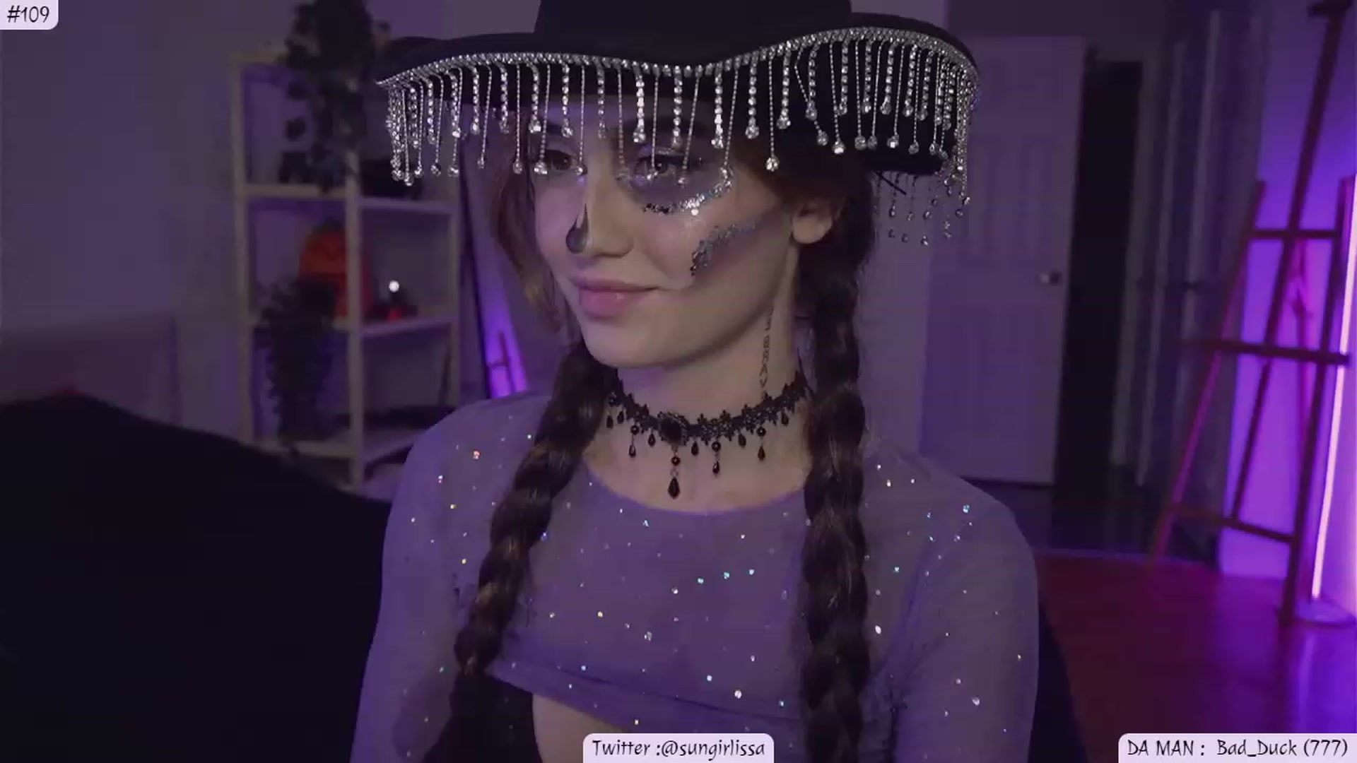 Gallery image thumbnail from Issa_7's myfreecams stream on, 10/29/2023, 21:15 image 18 of 20