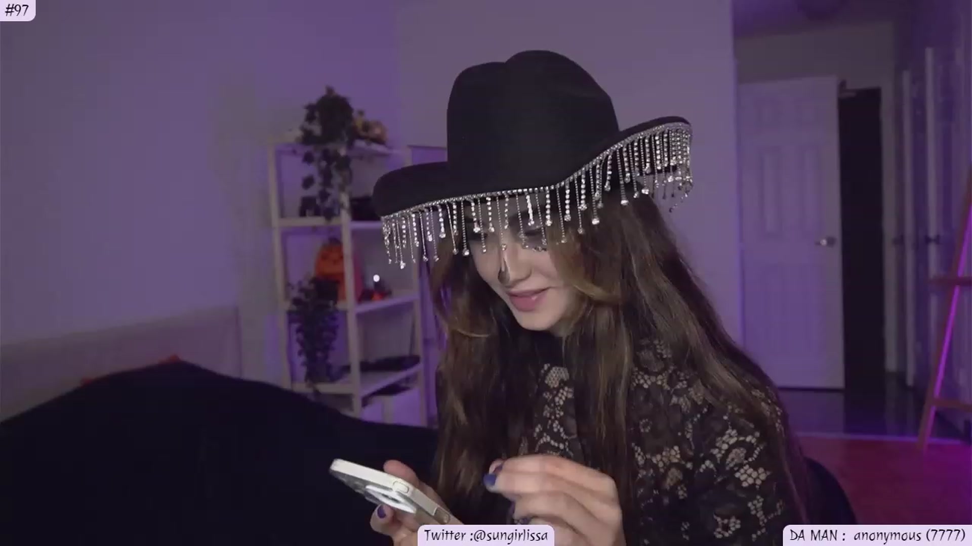 Gallery image thumbnail from Issa_7's myfreecams stream on, 10/29/2023, 22:11 image 18 of 20