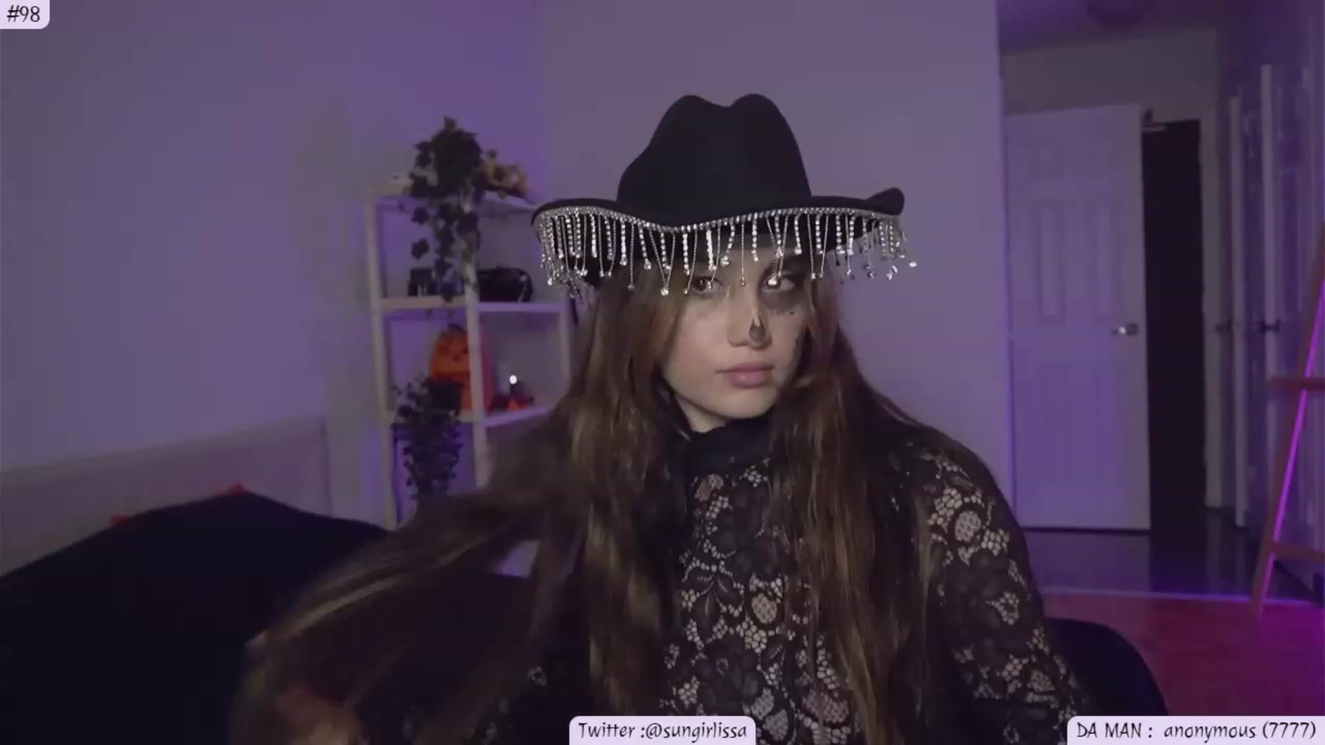Gallery image thumbnail from Issa_7's myfreecams stream on, 10/29/2023, 22:11 image 15 of 20