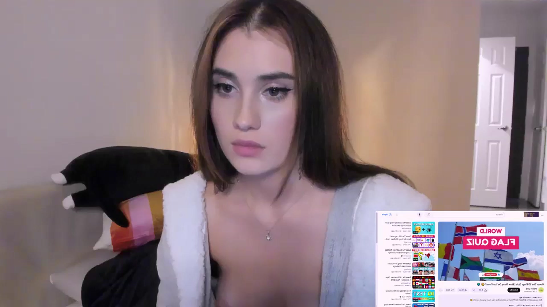 Gallery image thumbnail from Issa_7's myfreecams stream on, 11/05/2023, 03:58 image 4 of 20