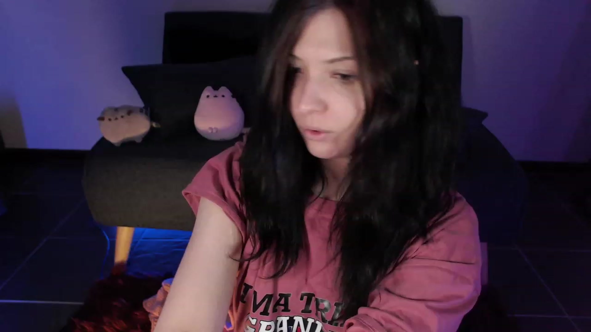 Gallery image thumbnail from ItchyLegs's myfreecams stream on, 01/02/2024, 05:25 image 4 of 20