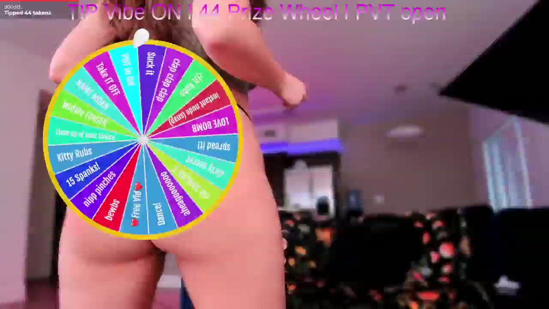 Gallery image thumbnail from ItsCCbitch's myfreecams stream on, 03/30/2025, 14:24 image 7 of 20