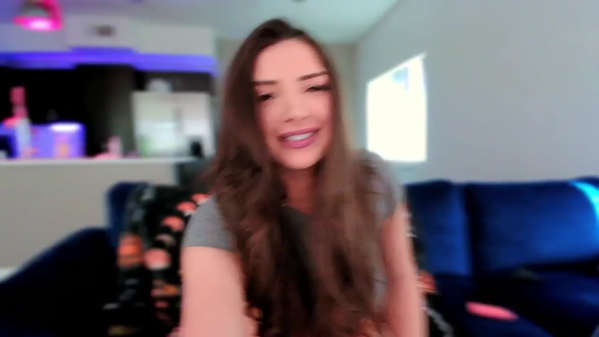 Gallery image thumbnail from ItsCCbitch's myfreecams stream on, 03/30/2025, 18:58 image 7 of 20