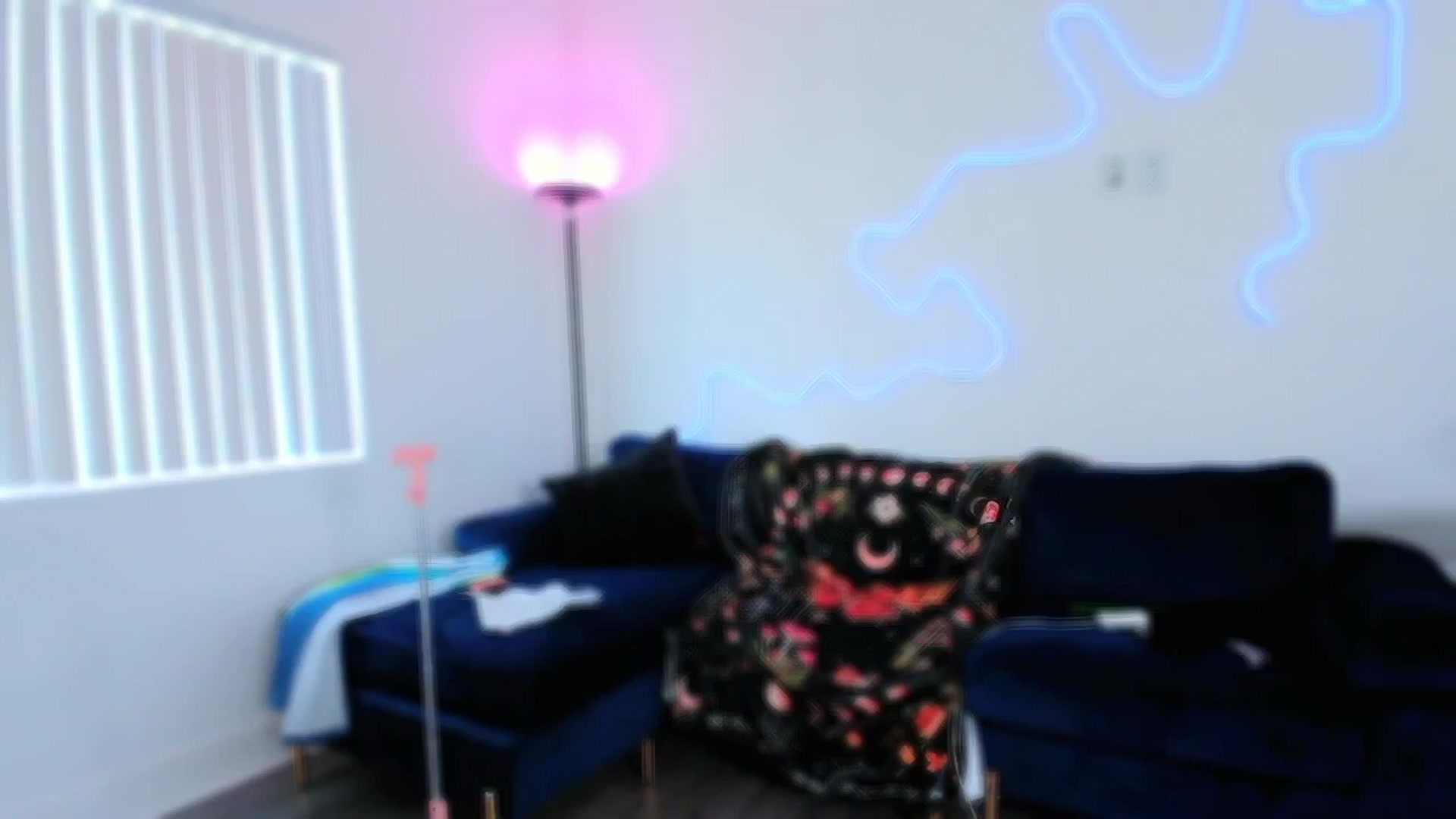 Gallery image thumbnail from ItsCCbitch's myfreecams stream on, 06/06/2025, 15:41 image 15 of 20