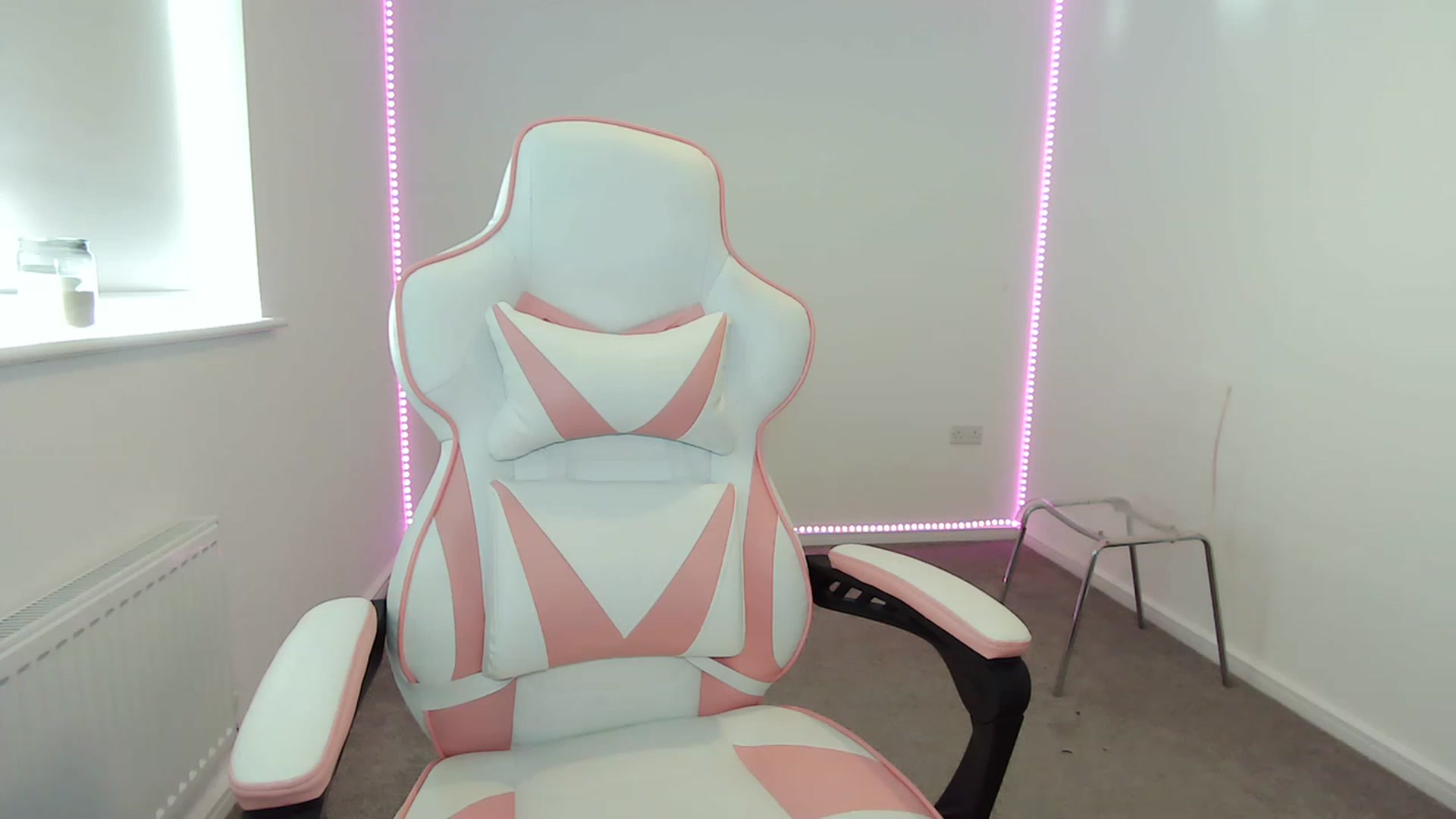Gallery image thumbnail from ItsErikaJ's myfreecams stream on, 02/14/2023, 13:57 image 19 of 20