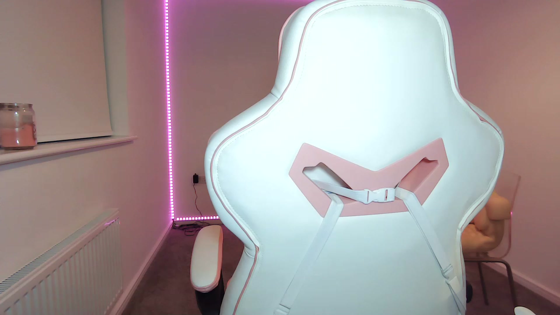 Gallery image thumbnail from ItsErikaJ's myfreecams stream on, 05/31/2023, 21:35 image 8 of 20