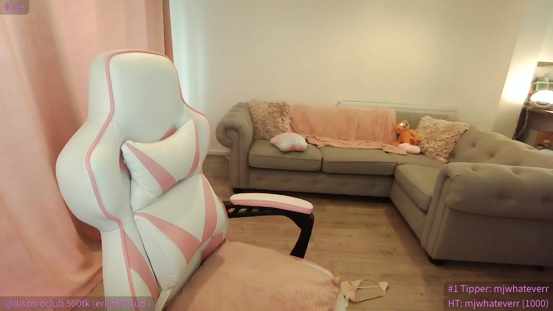 Gallery image thumbnail from ItsErikaJ's myfreecams stream on, 04/28/2024, 08:55 image 20 of 20