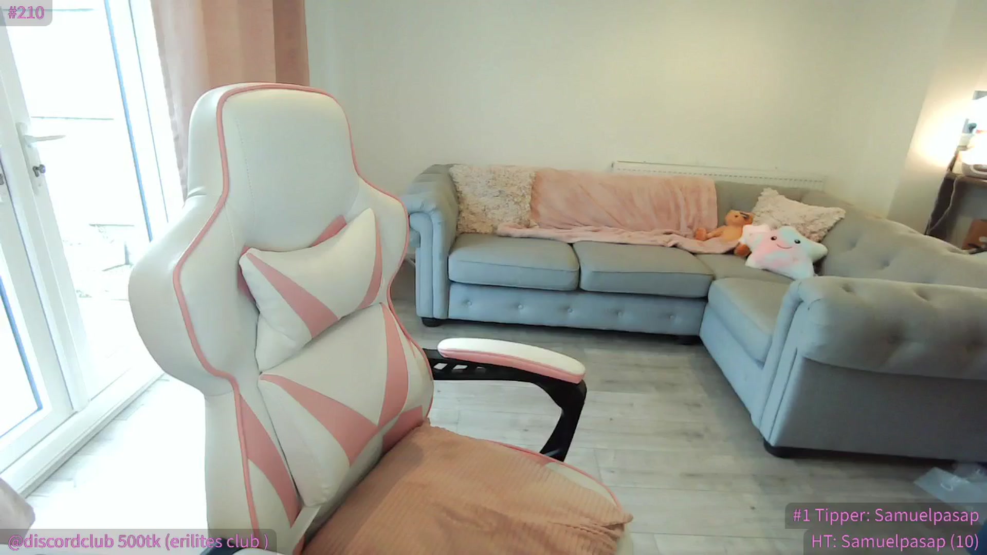 Gallery image thumbnail from ItsErikaJ's myfreecams stream on, 05/07/2024, 10:53 image 2 of 20