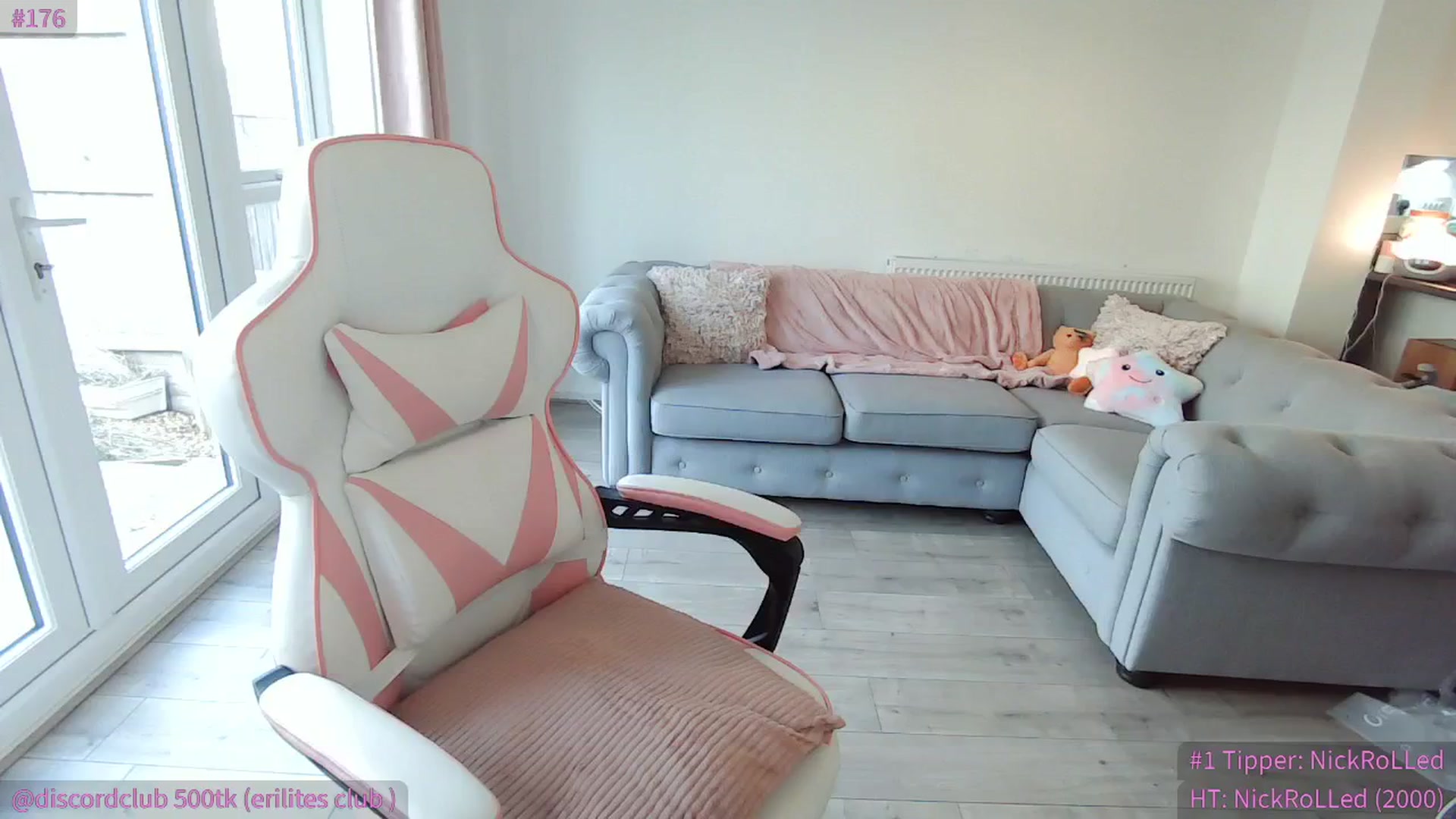 Gallery image thumbnail from ItsErikaJ's myfreecams stream on, 05/08/2024, 08:41 image 4 of 20