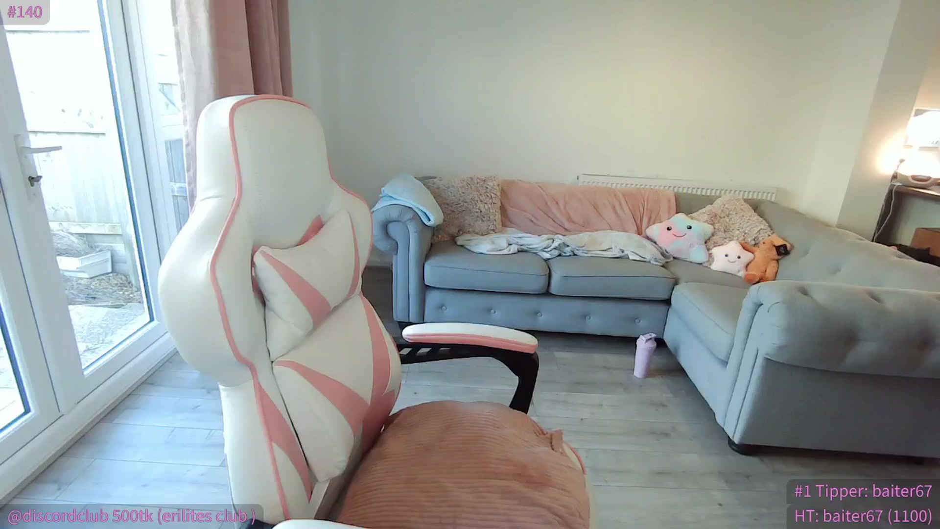 Gallery image thumbnail from ItsErikaJ's myfreecams stream on, 05/13/2024, 06:48 image 3 of 20