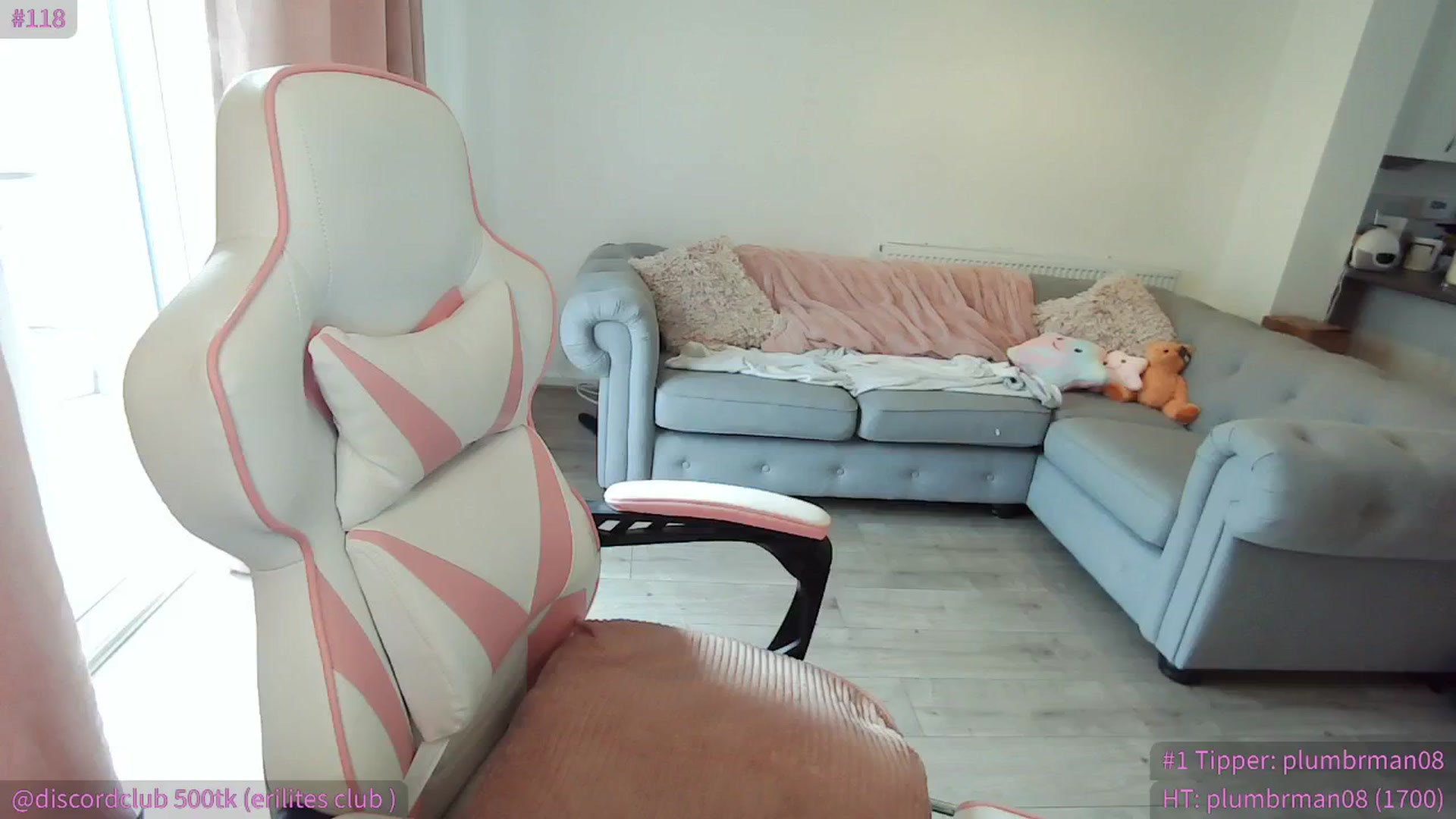 Gallery image thumbnail from ItsErikaJ's myfreecams stream on, 05/28/2024, 15:39 image 16 of 20