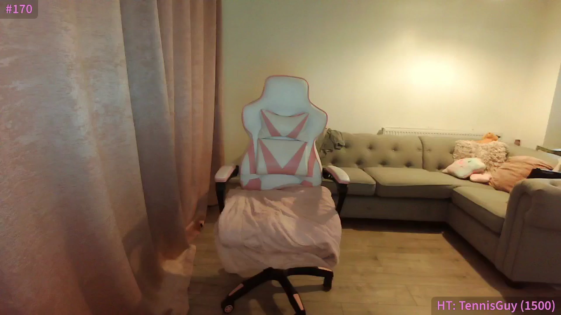 Gallery image thumbnail from ItsErikaJ's myfreecams stream on, 12/24/2024, 21:56 image 18 of 20