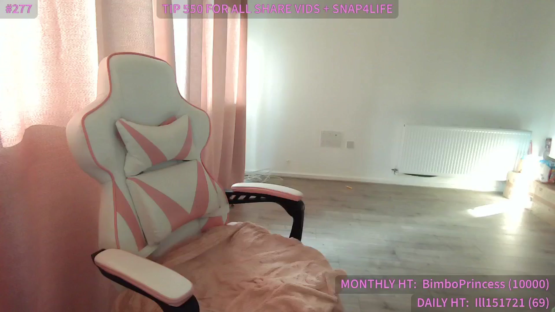Gallery image thumbnail from ItsErikaJ's myfreecams stream on, 01/29/2025, 13:34 image 15 of 20