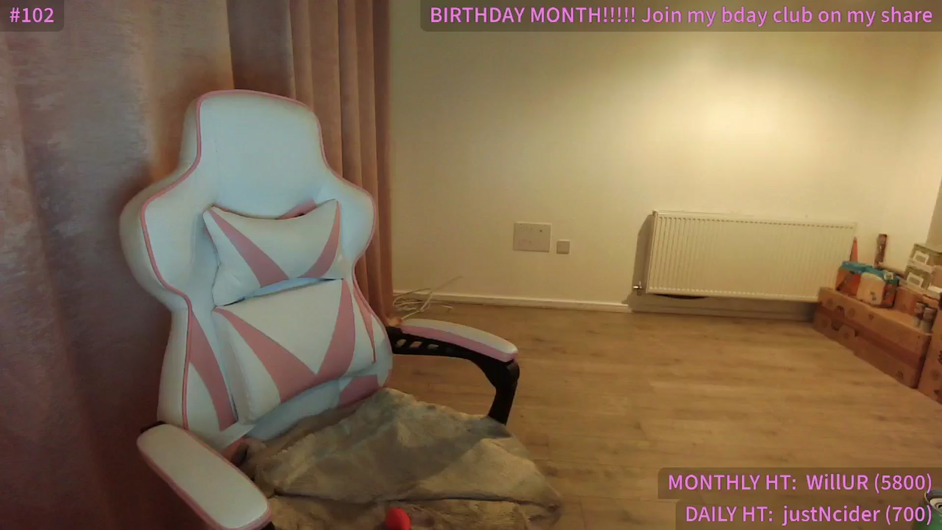 Gallery image thumbnail from ItsErikaJ's myfreecams stream on, 02/04/2025, 18:26 image 15 of 20