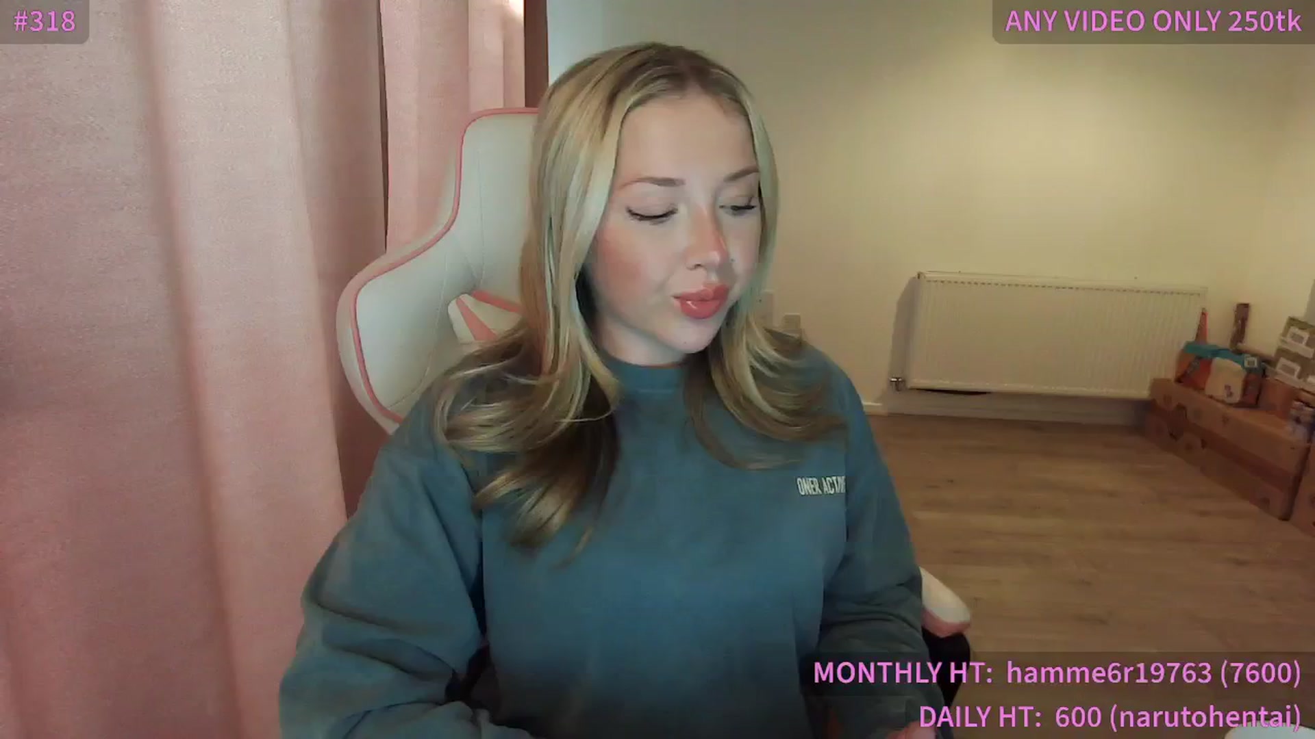 Gallery image thumbnail from ItsErikaJ's myfreecams stream on, 02/25/2025, 16:27 image 15 of 20