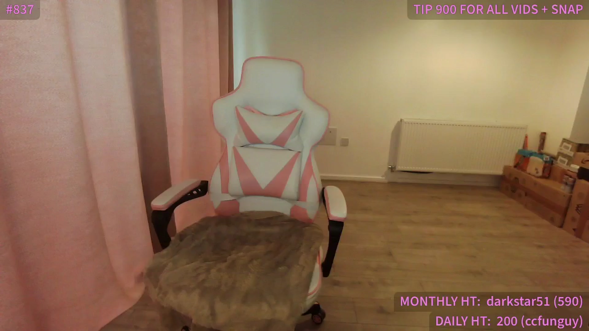 Gallery image thumbnail from ItsErikaJ's myfreecams stream on, 03/02/2025, 16:05 image 13 of 20
