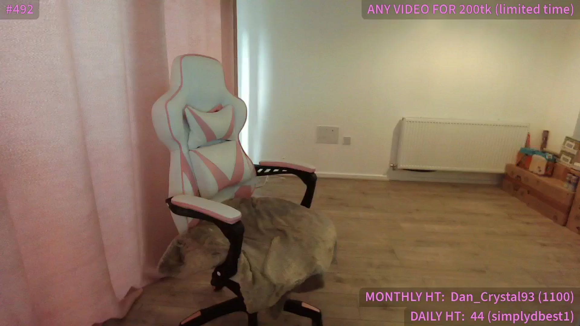 Gallery image thumbnail from ItsErikaJ's myfreecams stream on, 03/05/2025, 10:24 image 14 of 20