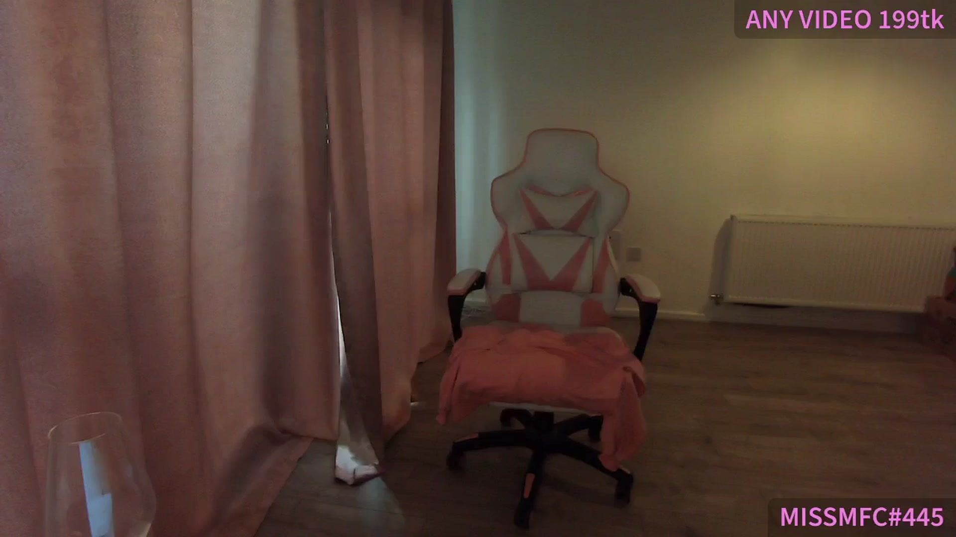 Gallery image thumbnail from ItsErikaJ's myfreecams stream on, 05/12/2025, 17:53 image 4 of 20