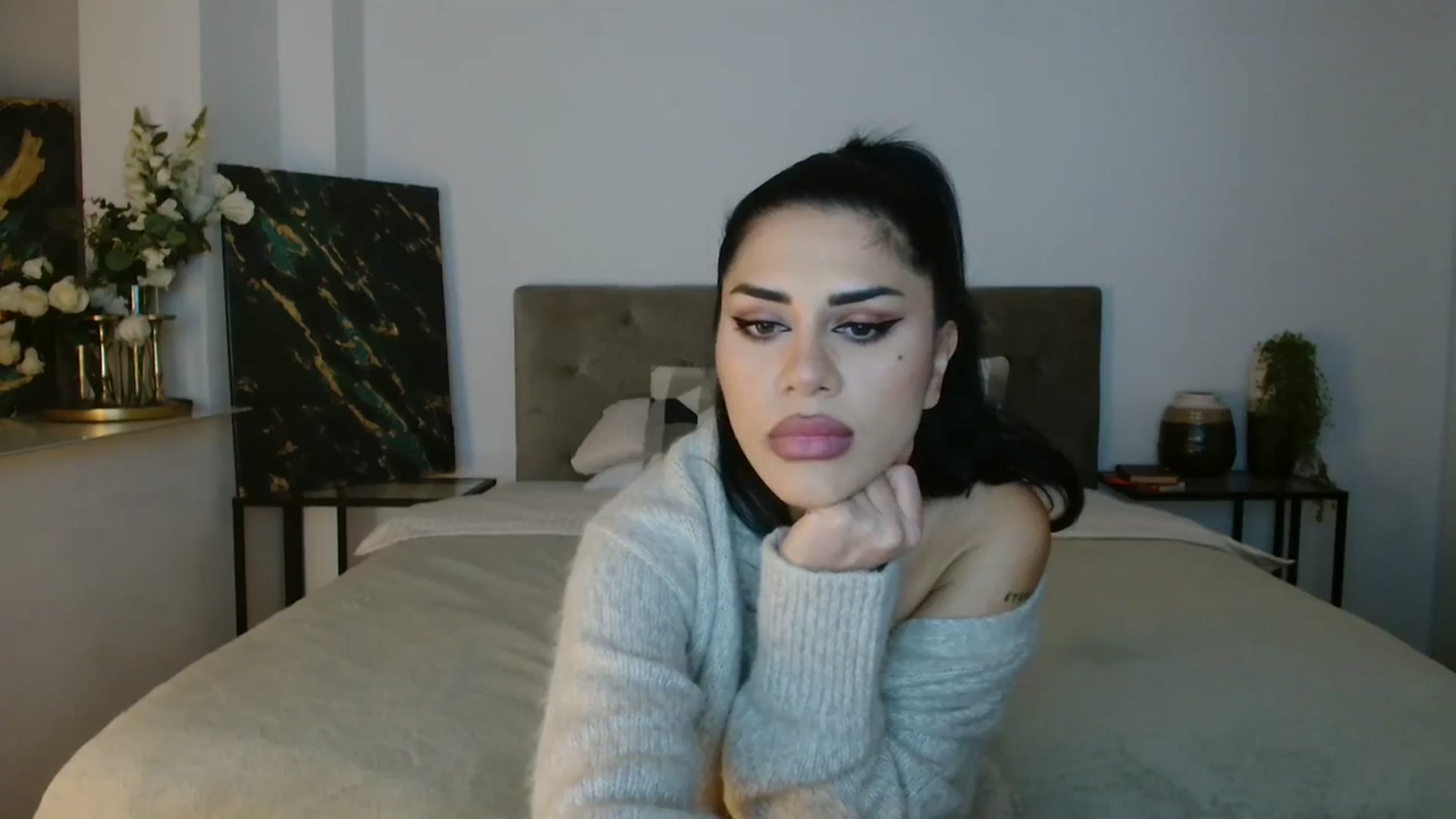 Gallery image thumbnail from ItsEve's myfreecams stream on, 12/01/2023, 05:51 image 3 of 20