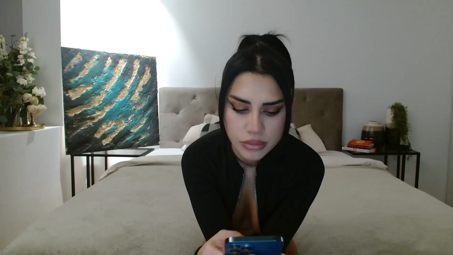 Gallery image thumbnail from ItsEve's myfreecams stream on, 12/13/2023, 05:33 image 1 of 20