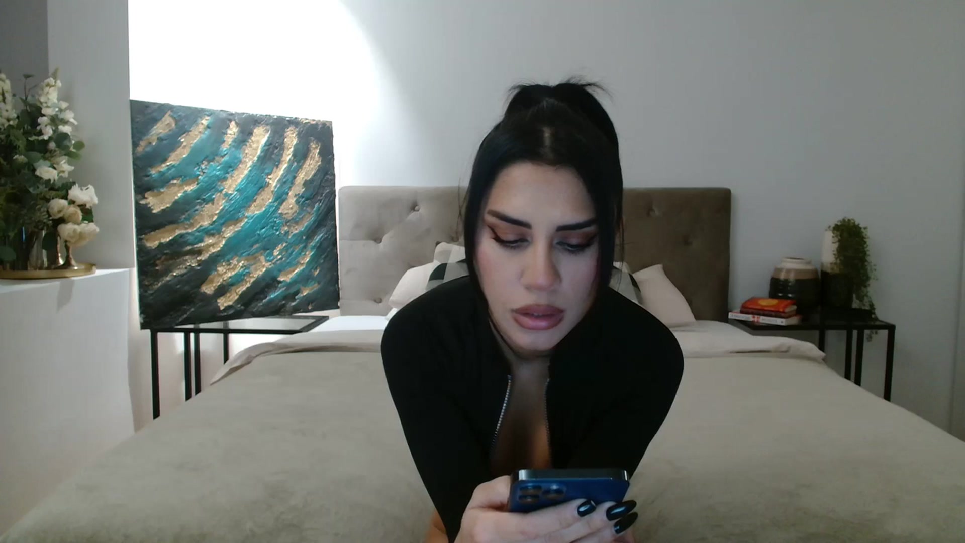 Gallery image thumbnail from ItsEve's myfreecams stream on, 12/13/2023, 05:33 image 4 of 20