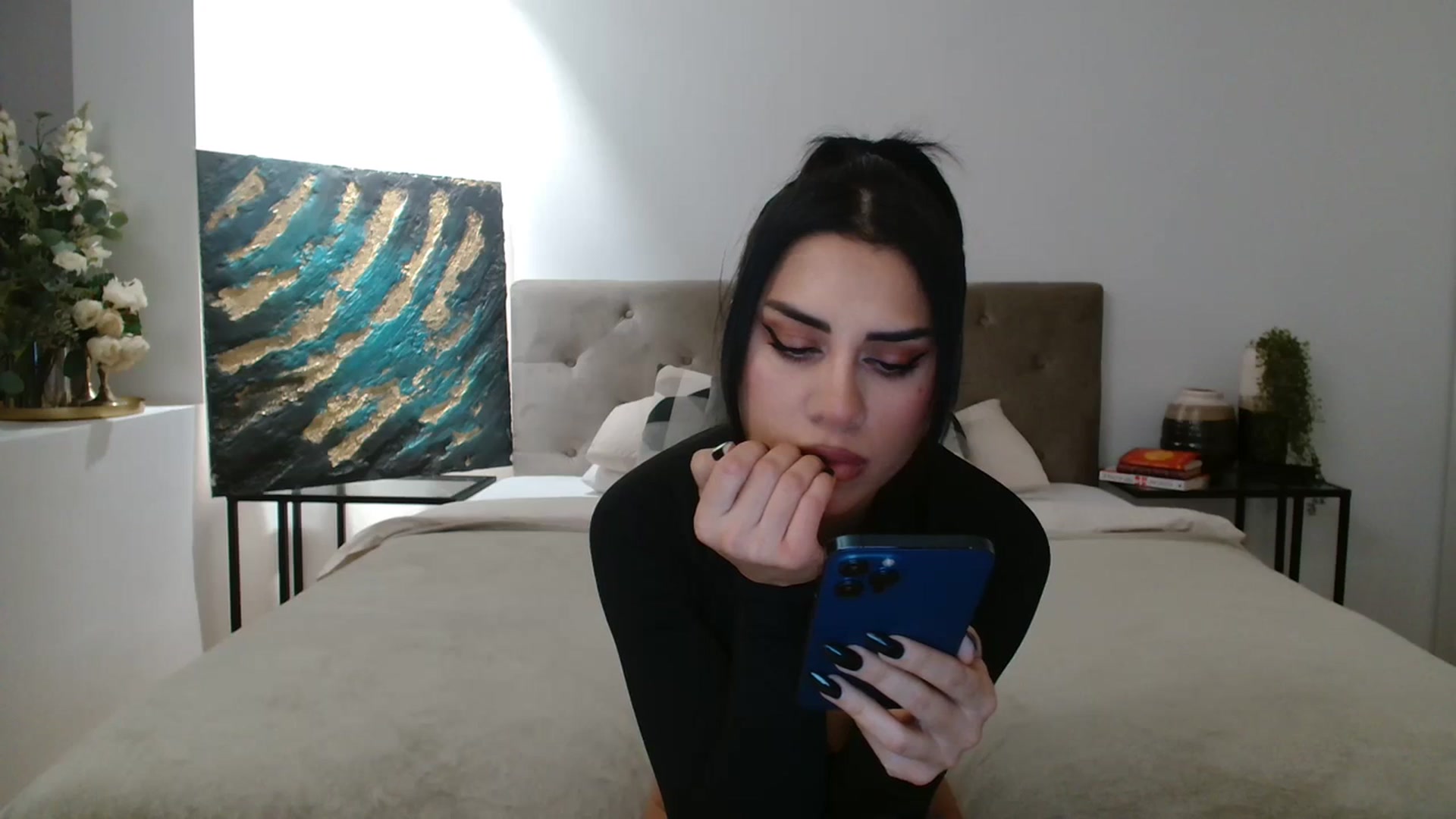 Gallery image thumbnail from ItsEve's myfreecams stream on, 12/13/2023, 05:33 image 11 of 20
