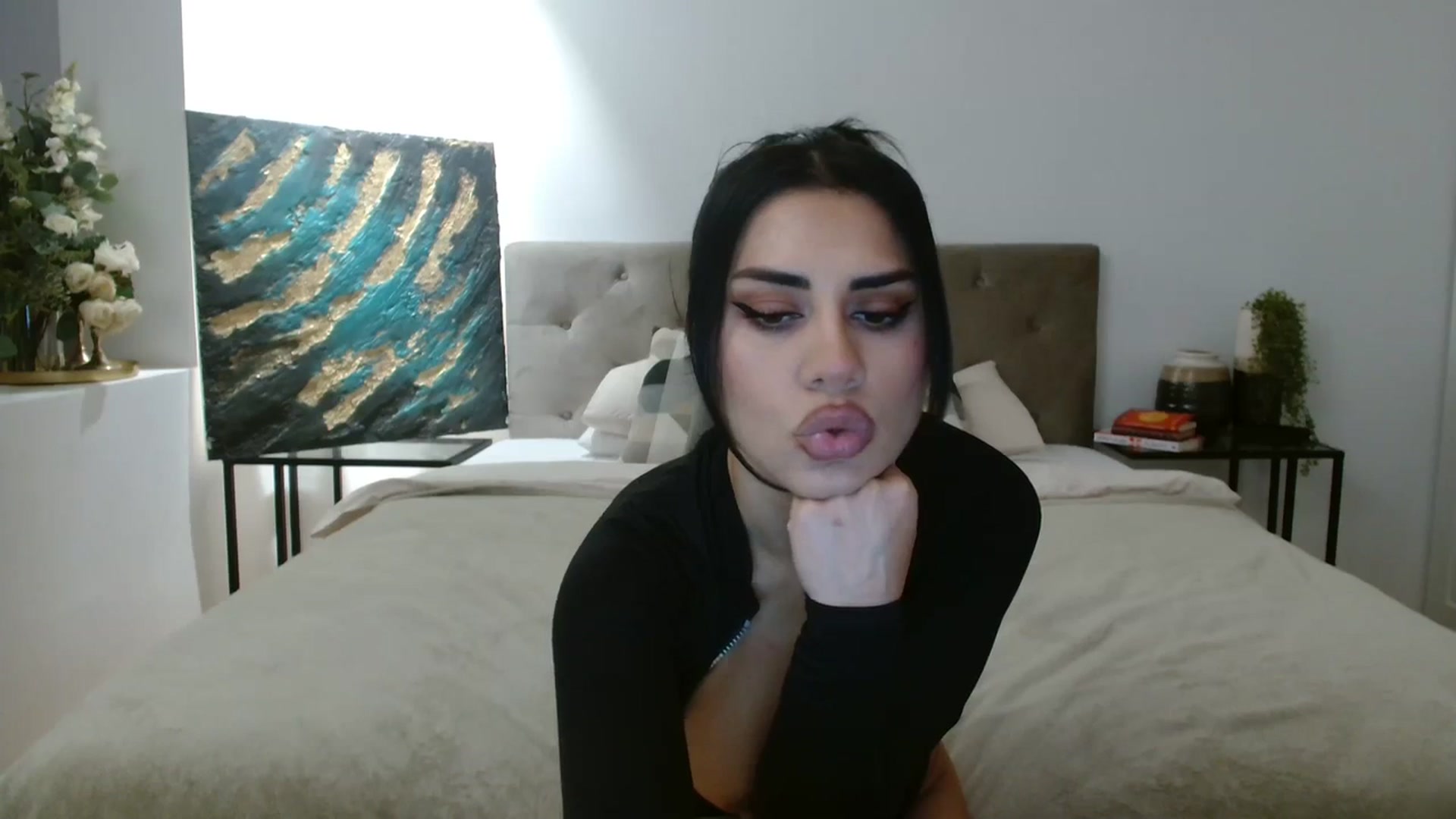 Gallery image thumbnail from ItsEve's myfreecams stream on, 12/13/2023, 06:00 image 11 of 20