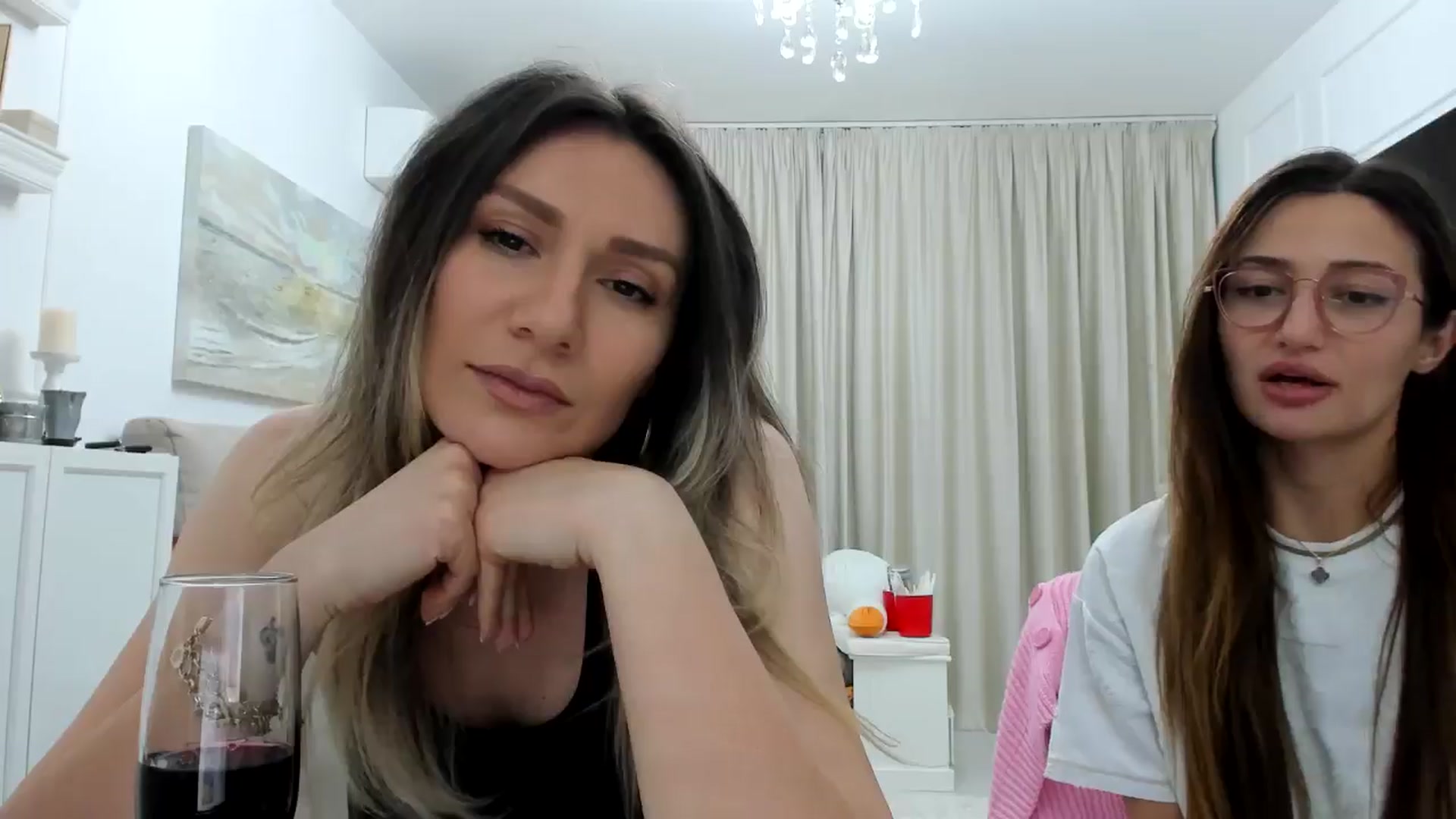 Gallery image thumbnail from ItsEvie's myfreecams stream on, 01/25/2025, 23:25 image 13 of 20