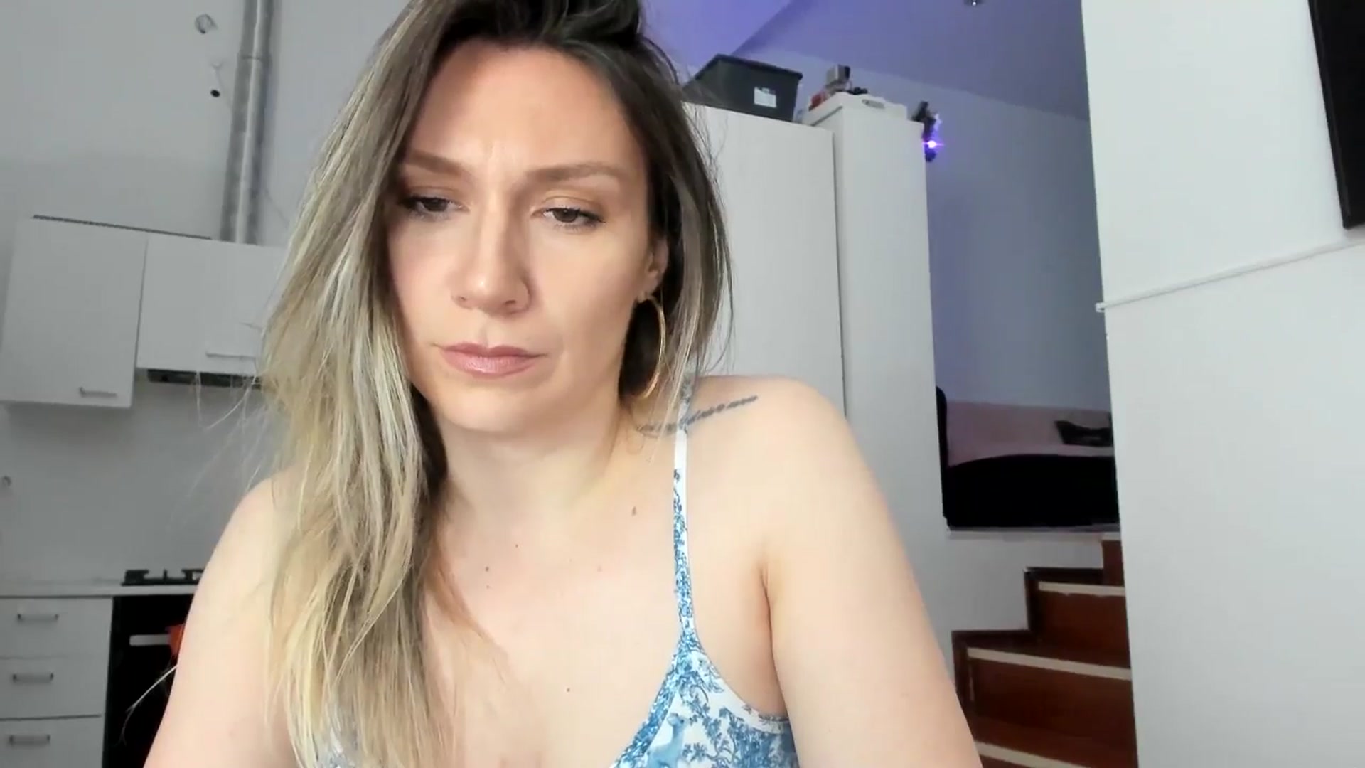 Gallery image thumbnail from ItsEvie's myfreecams stream on, 01/27/2025, 24:38 image 7 of 20