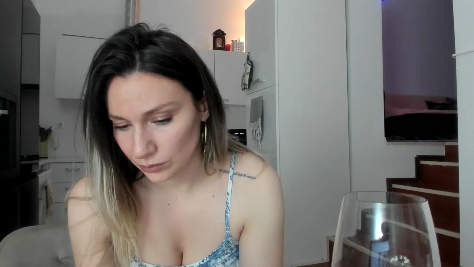 Gallery image thumbnail from ItsEvie's myfreecams stream on, 01/27/2025, 03:49 image 16 of 20