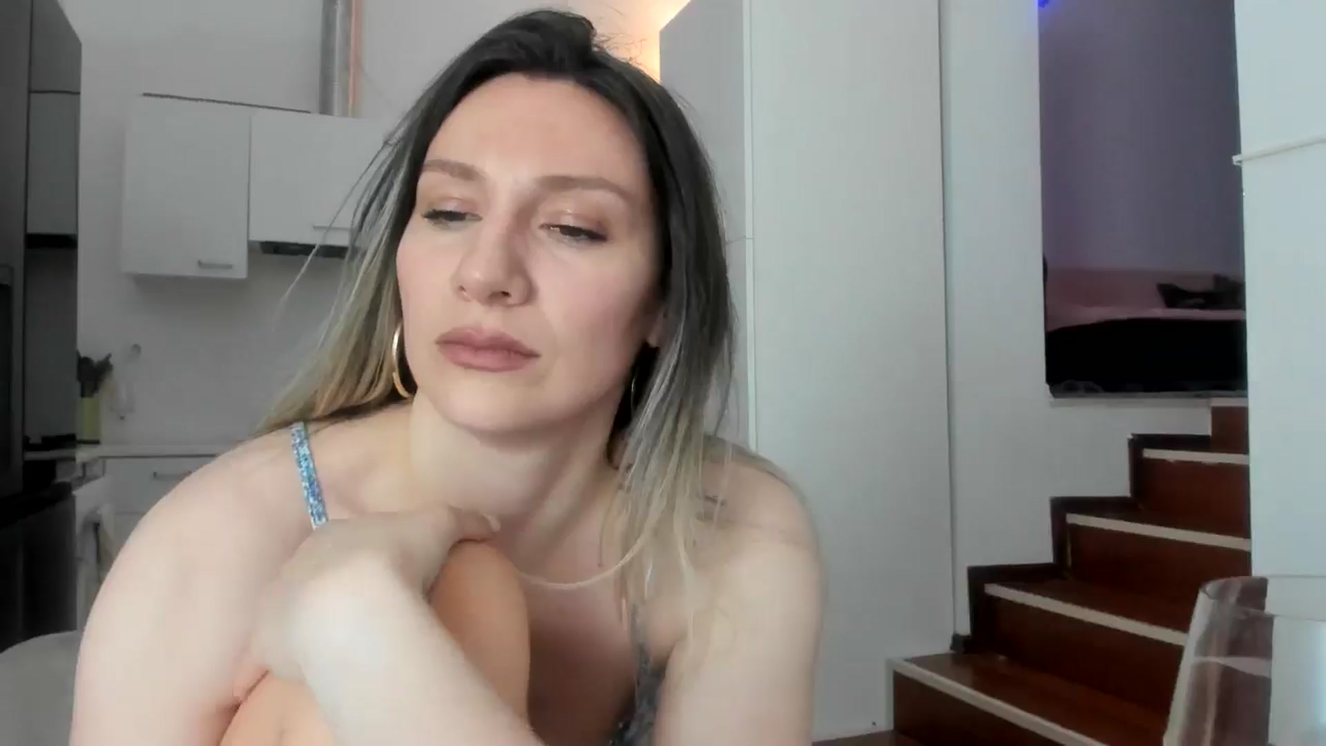 Gallery image thumbnail from ItsEvie's myfreecams stream on, 01/27/2025, 03:49 image 15 of 20