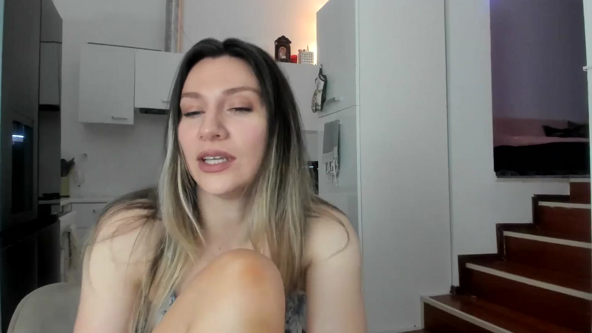 Gallery image thumbnail from ItsEvie's myfreecams stream on, 01/27/2025, 04:22 image 13 of 20